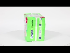 Couche jetable de bébé