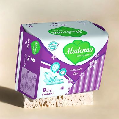 Un bon prix. Des serviettes hygiéniques hypoallergéniques en coton de nuit avec une feuille supérieure en maille ultra absorbante en ligne