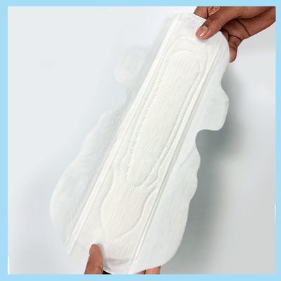 Un bon prix. 100% de qualité pure prix en gros ultra épais 6+6+4pcs serviettes hygiéniques de nuit extra grande serviette hygiénique jetable en ligne